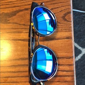 Diff eyewear Astro Polarized Sunglasses